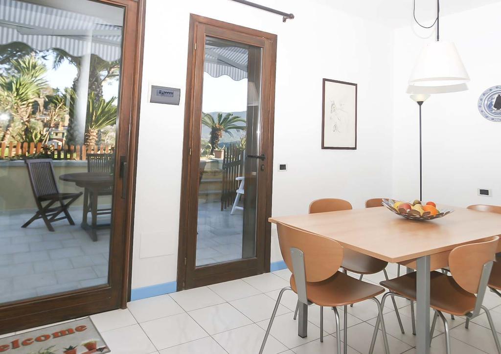 Il Porto Trilocale Nr.7 Porto Azzurro Exterior foto